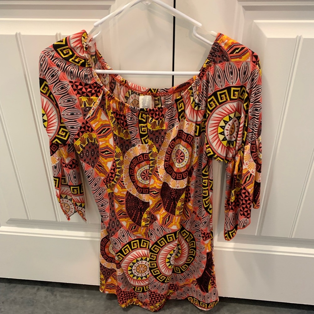 Tunic top size small
